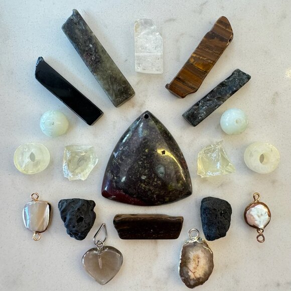 Natural Stone and Crystal Pendant Lot - Picture 1 of 16